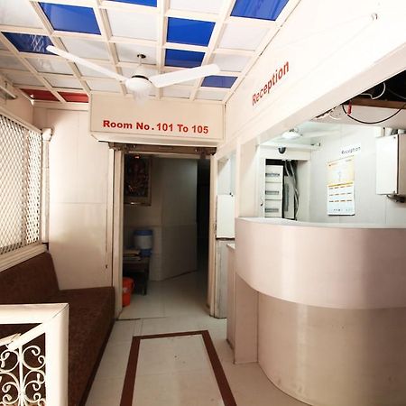 Hotel Maninagar Residency Batwa Экстерьер фото